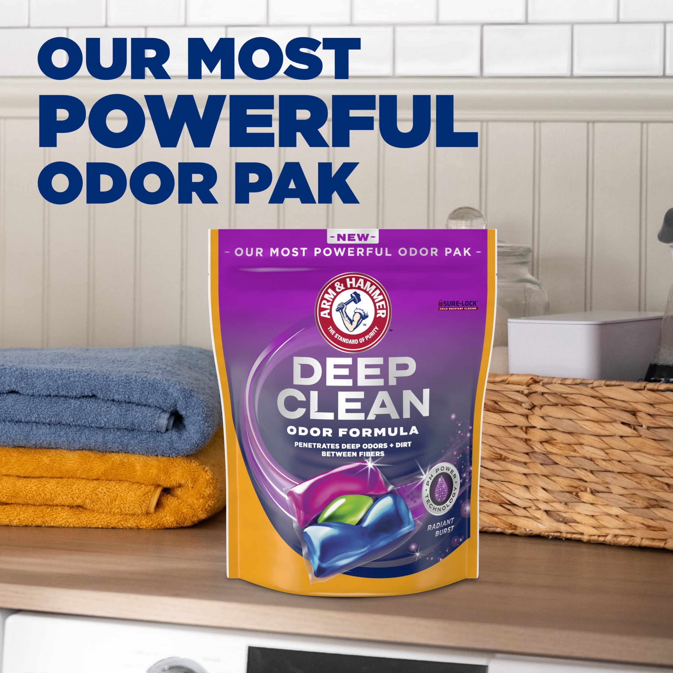 (4 pack) ARM & HAMMER Deep Clean Odor Formula Detergent Power Paks, Radiant Burst, 32 Count