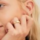 thumbnail image 2 of Anillos gruesos chapados en oro para mujer - Anillos apilables rellenos de oro de 14 quilates con circonita cúbica de moda, 2 of 5