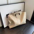 thumbnail image 3 of Bolso sencillo de alta gama para mujer, nuevo estilo 2025, bolso de mano de gran capacidad a la moda para ir al trabajo, maletín portátil, 3 of 5