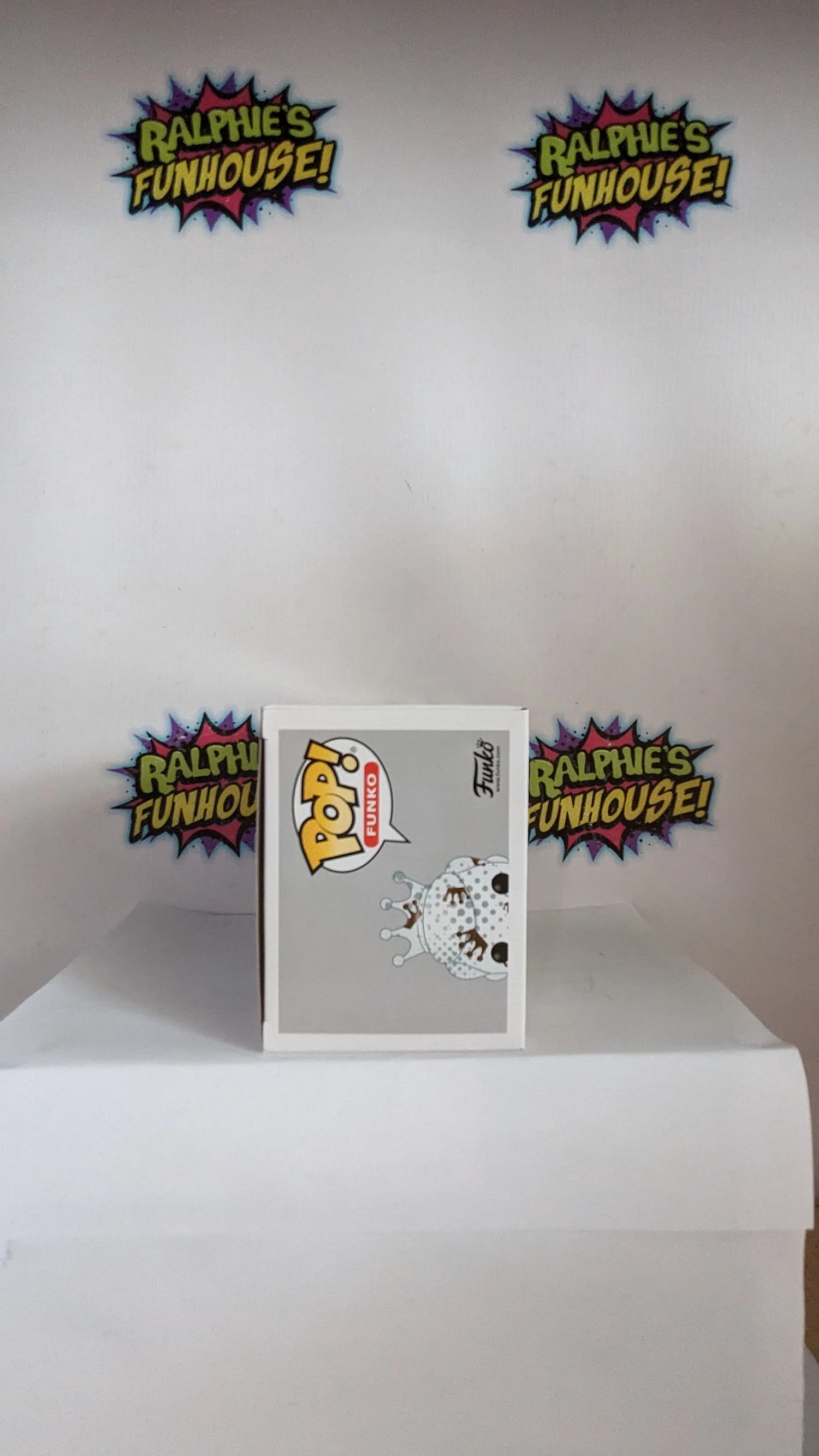 Funko POP! Fundays Freddy Funko [Artist Series, White & Brown] SE LE 2000 Exclusive