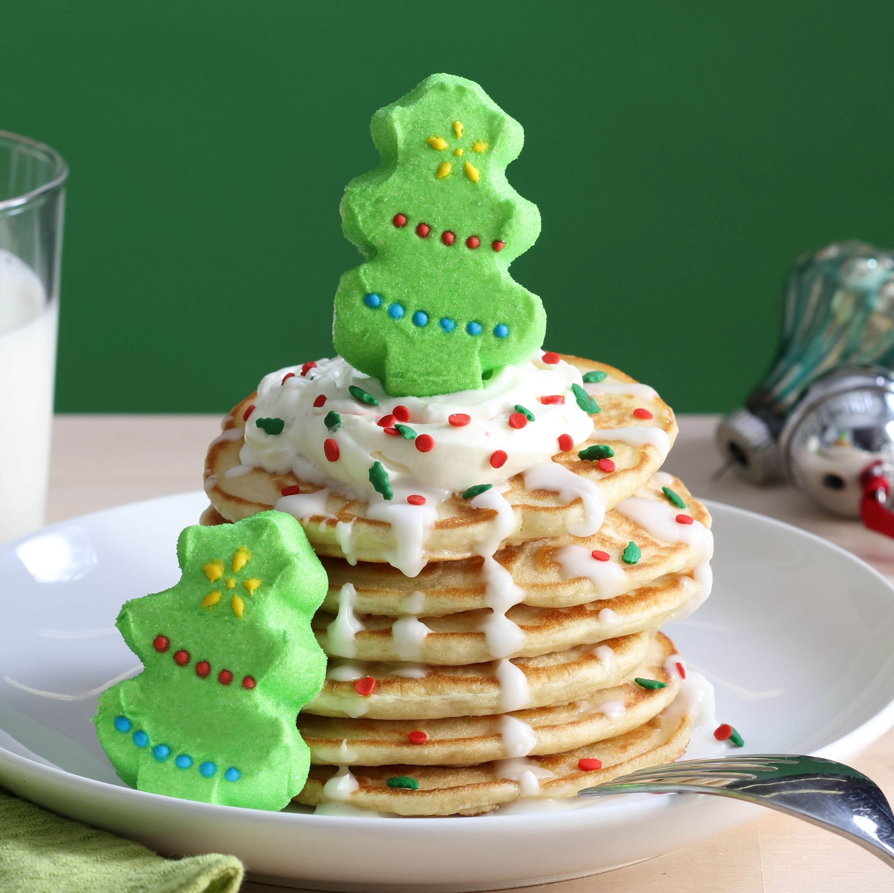 (5 pack) PEEPS Marshmallow Trees, Christmas Candy, 3 Count (1.5 Ounce)