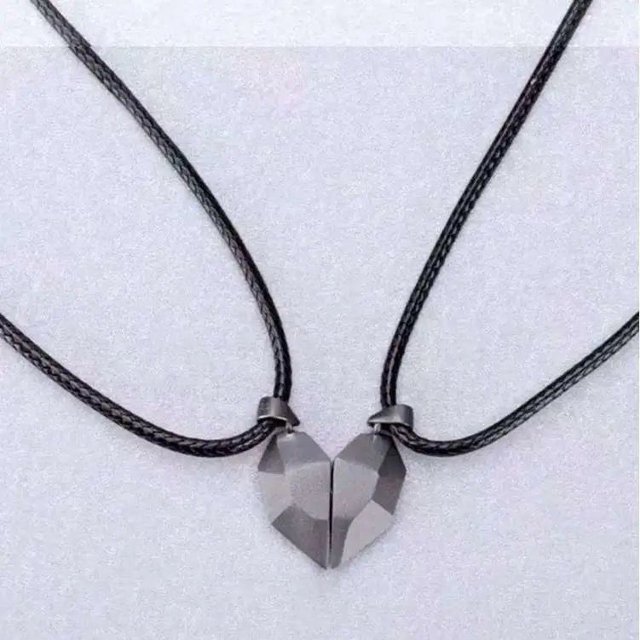 1 Par De Collares De Encanto De Piedra De Corazón Magnético/Gargantilla Colgante A Juego De Moda Pareja/Accesorios De Joyería Para Amantes Para Niño Niña Amigo