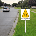 thumbnail image 5 of Eveokoki Danger Falling Objects Yard Sign with Stake 7x8.8inch Rustproof Outdoor Aluminum Sign for Yard Garden Lawn Street Outdoor, 5 of 6