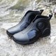 thumbnail image 5 of Botas de lluvia para pesca al aire libre para hombre 2023, botas de lluvia impermeables antideslizantes de moda, botas de lluvia para trabajo en la cocina interior, botas para lavado de autos., 5 of 5