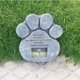 thumbnail image 4 of Piedra conmemorativa para mascotas personalizada en forma de pata para homenajes en el jardín., 4 of 7