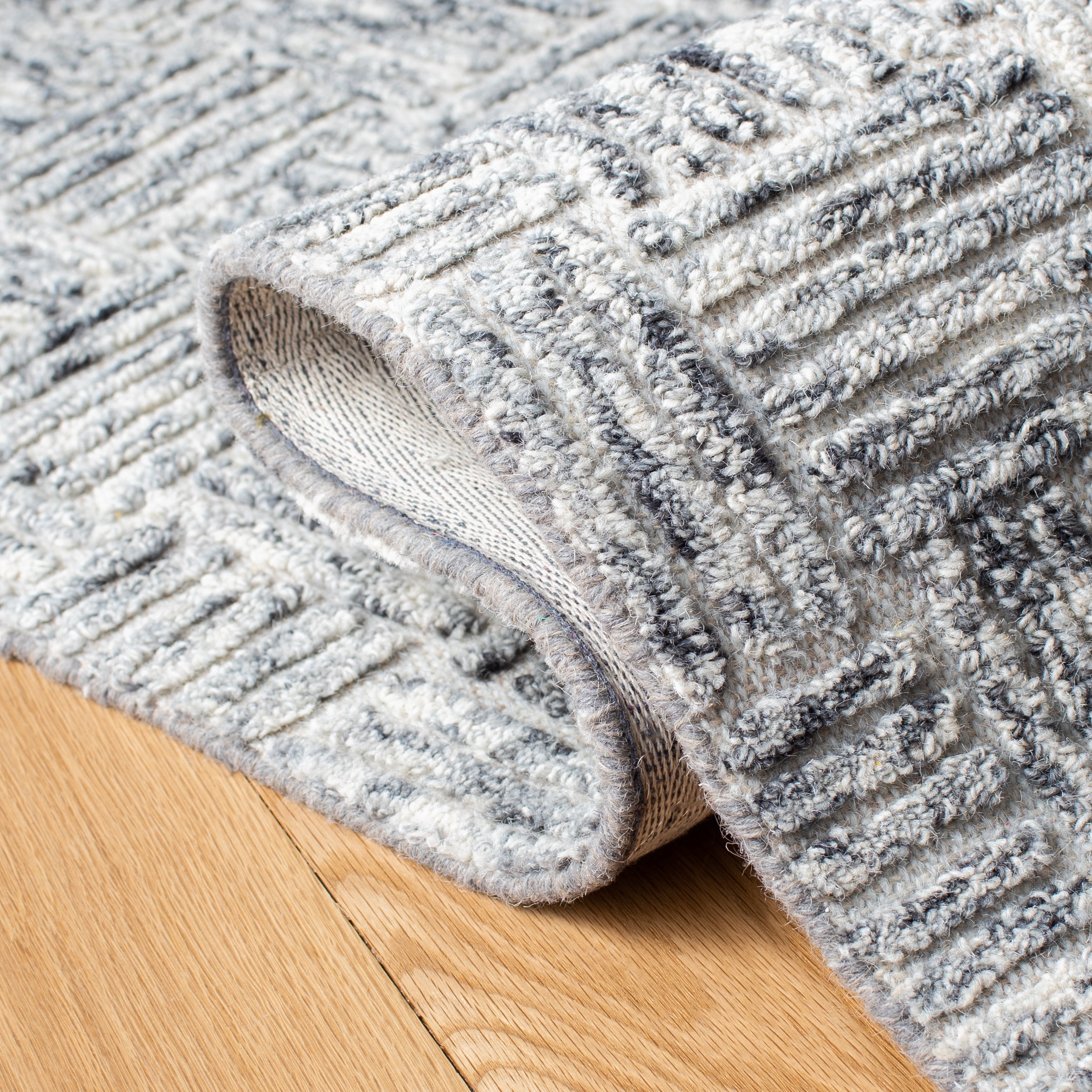 SAFAVIEH Micro-Loop Edythe Geometric Area Rug, Grey, 4' x 6'