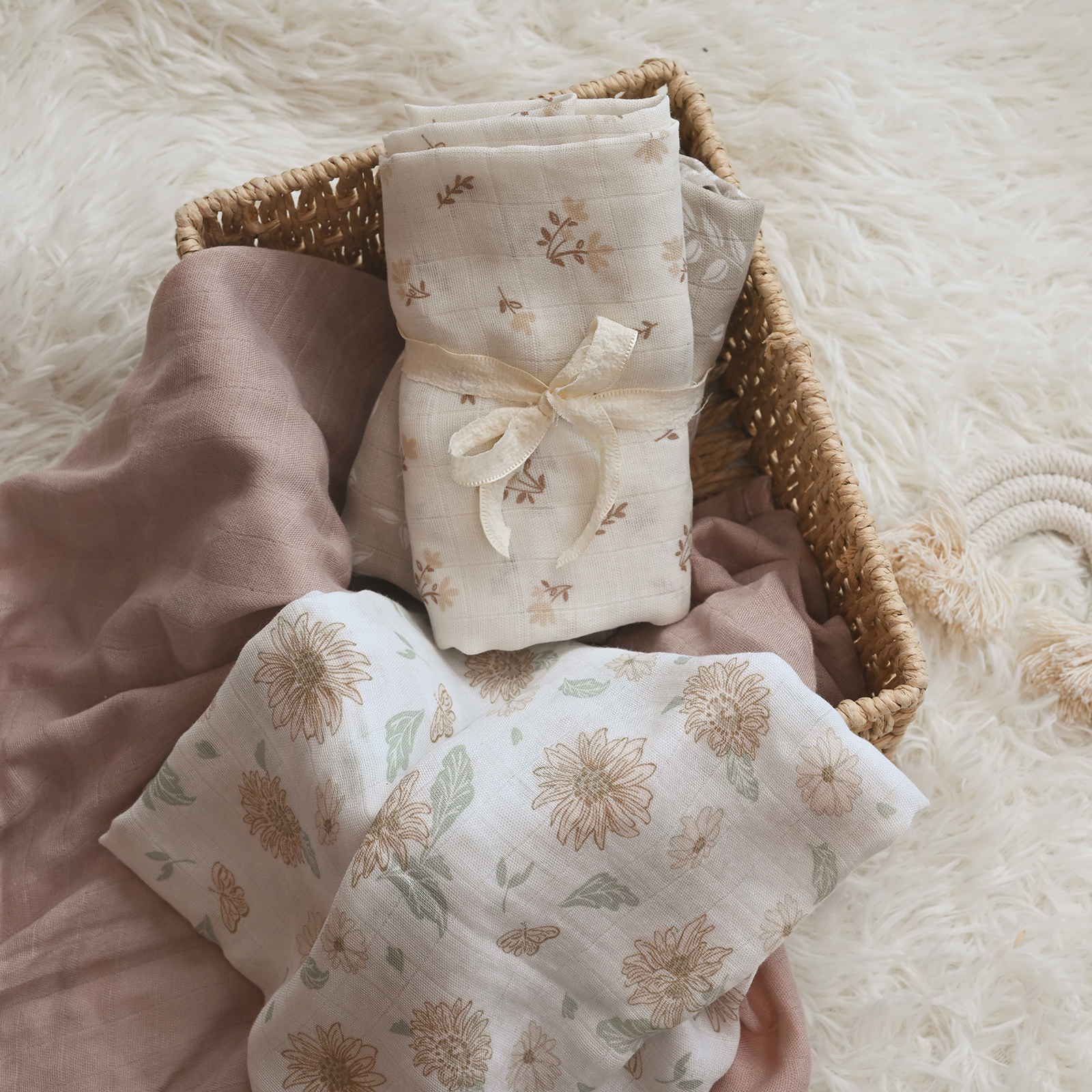 Gllquen Baby 4-Pack Muslin Swaddle Blankets photo 7