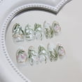 thumbnail image 3 of Kit de uñas postizas Press On Wuhetyo de 24 piezas con diseño floral 3D y perlas, 3 of 7