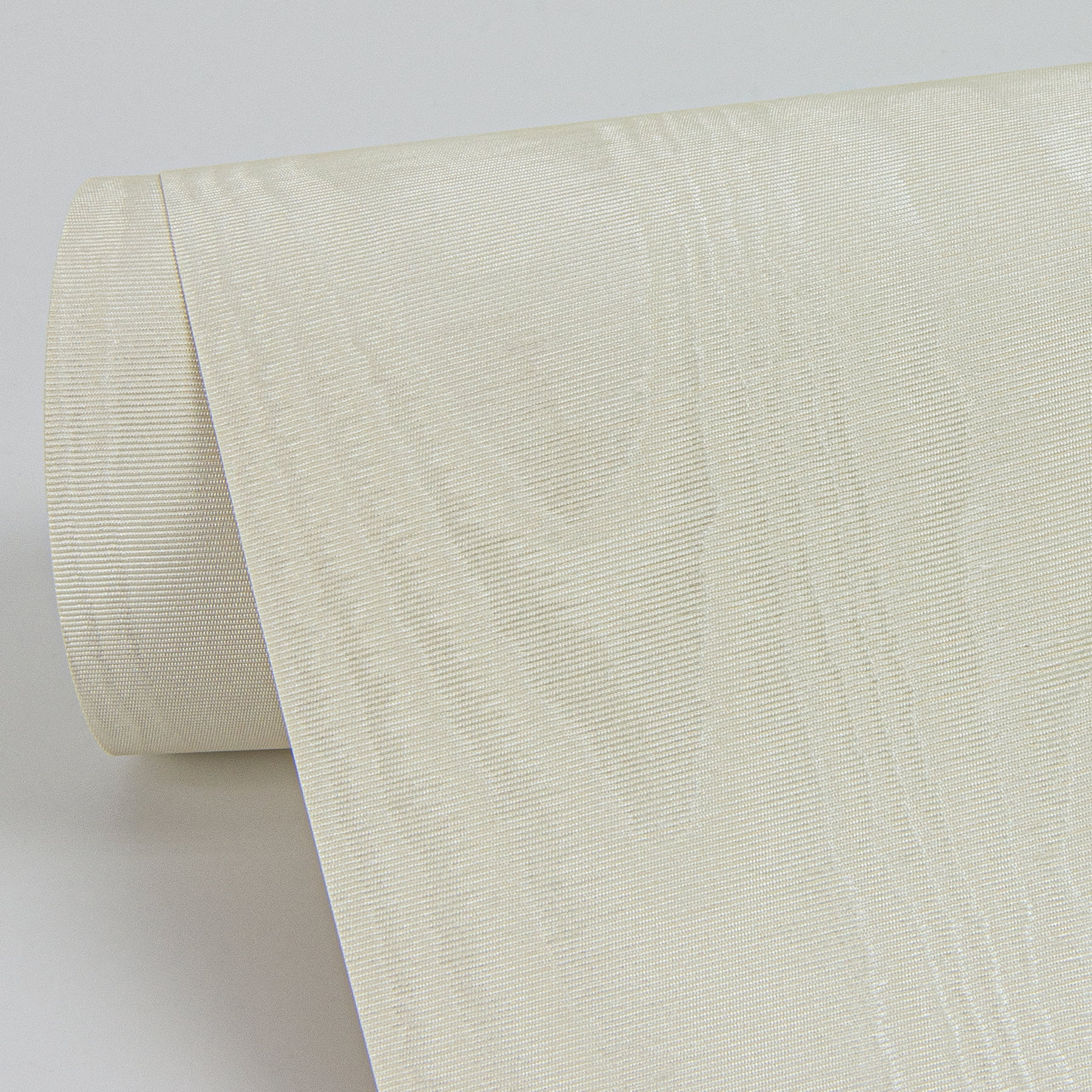 Sirpi Wallcoverings Angelina Off-White Moire Wallpaper, 20.9-in by 33-ft, 57.48 sq. ft.