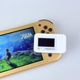thumbnail image 3 of Emulador de etiquetas NFC Flashiibo Pro de segunda generación, blanco con pantalla OLED, 3 of 8