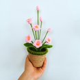 thumbnail image 4 of Mobiliario de interior de lana tejido a mano con flores artificiales en macetas, 4 of 5