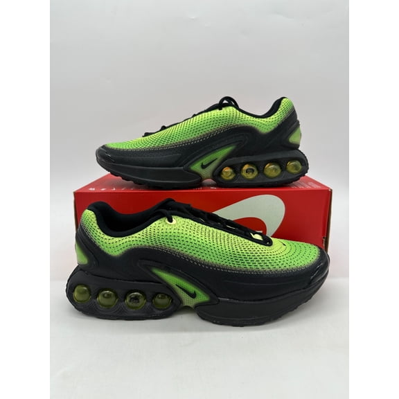 Nike Air Max DN Men's Size 9.5 Green Twist black Athletic Shoes HV3521 700