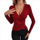 thumbnail image 1 of Camiseta de Larga Ajustada con Escote en V Profundo y Fruncido para Mujer Rojo Vino L, 1 of 5