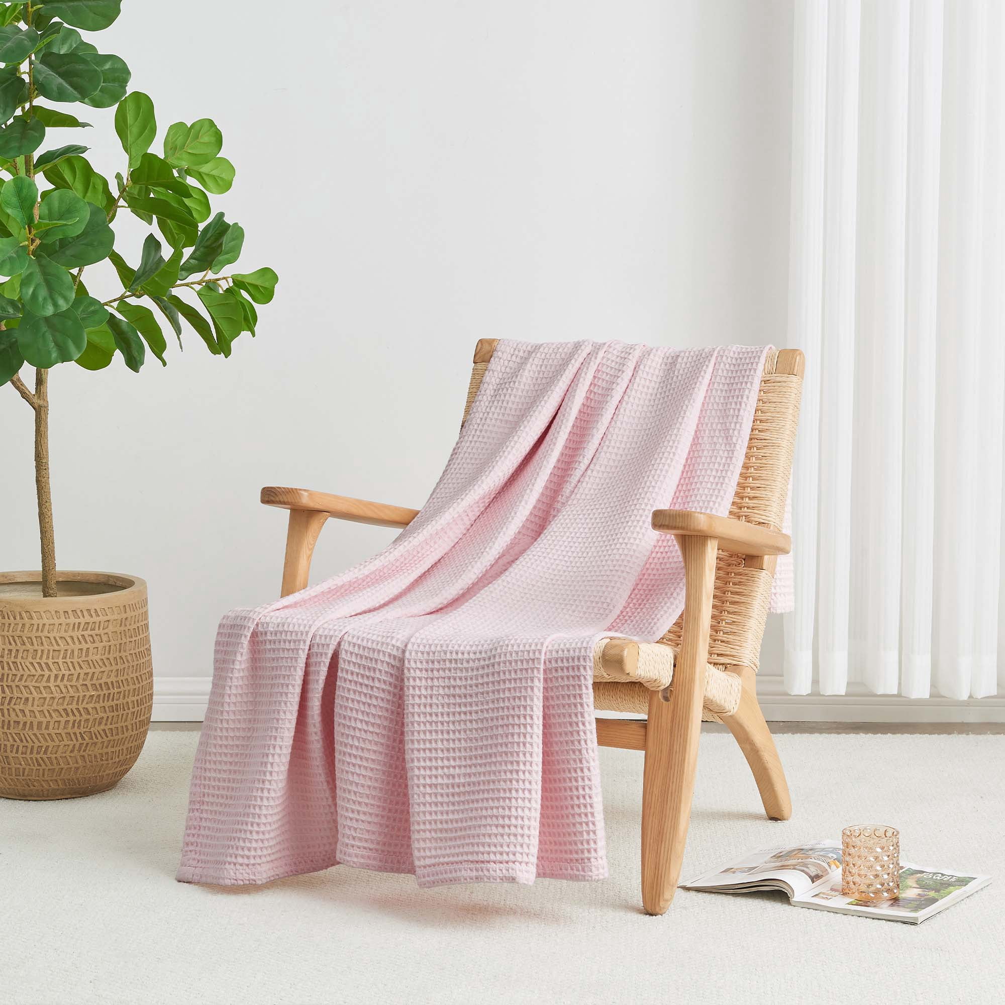 Great Bay Home All-Season Waffle Cotton Bed Blanket 102x90 (King, Blush Pink)
