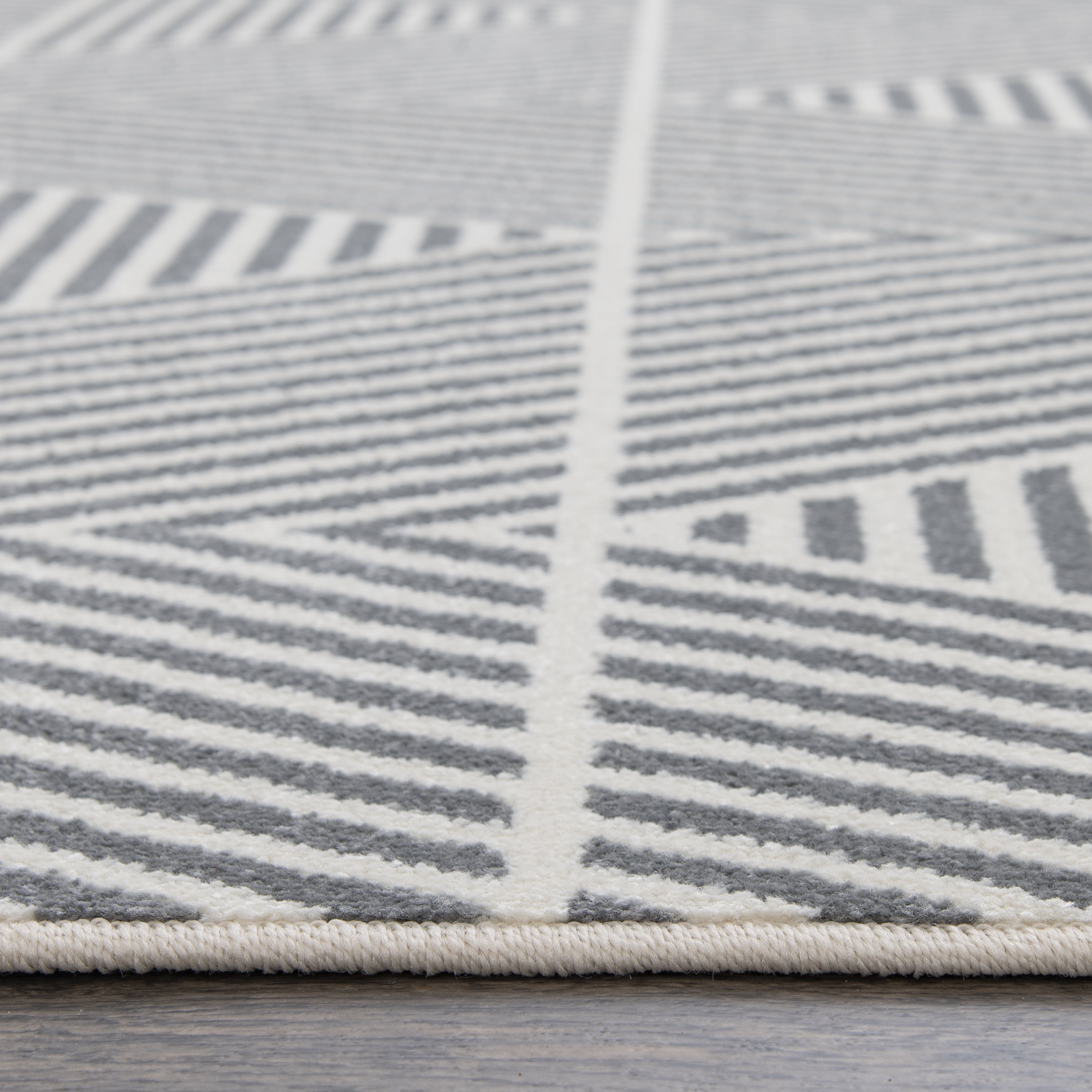 Loomaknoti Tecopa Symenia 2' x 7' Grey Geometric Outdoor Runner Rug