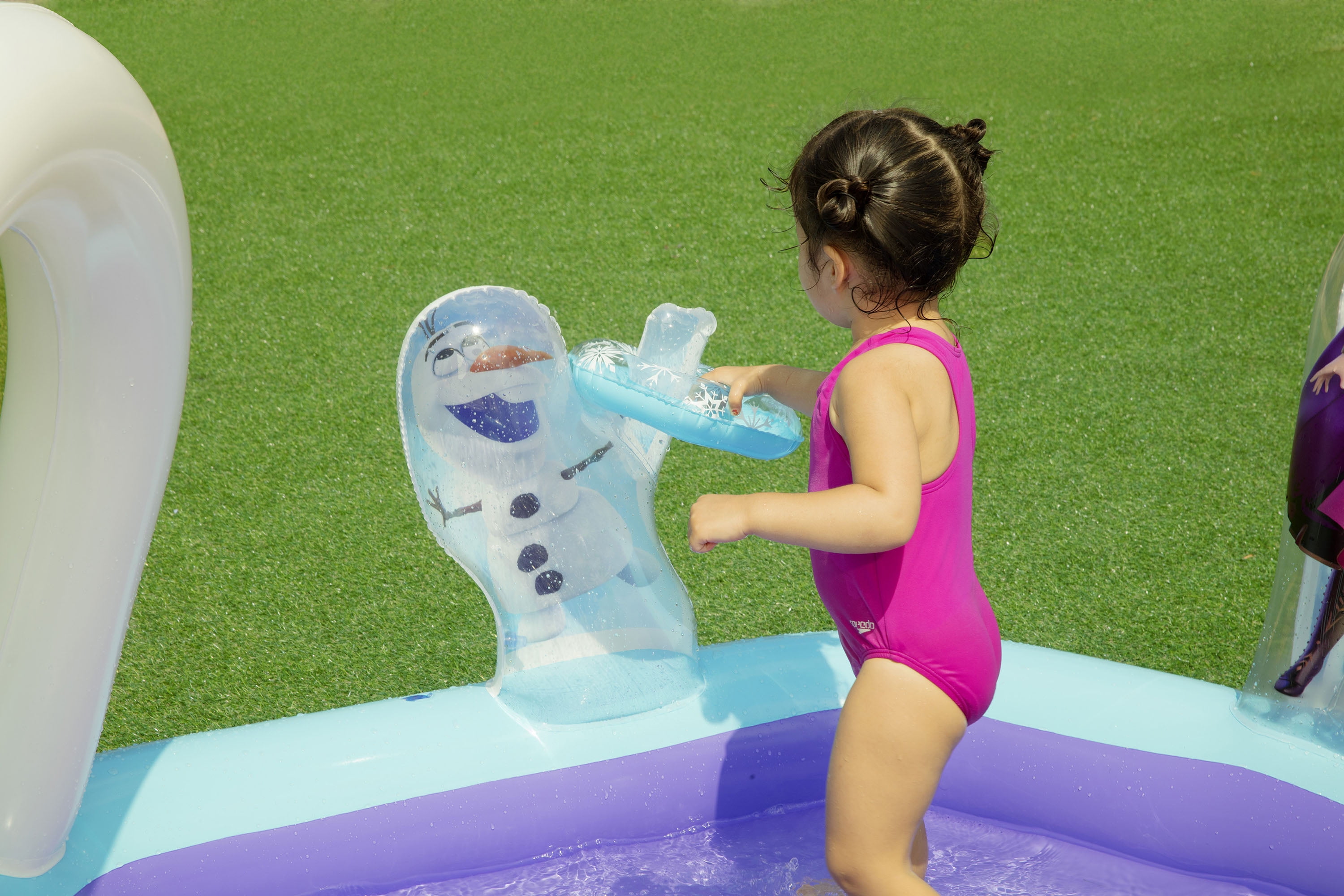 Disney Frozen II Inflatable Play Center