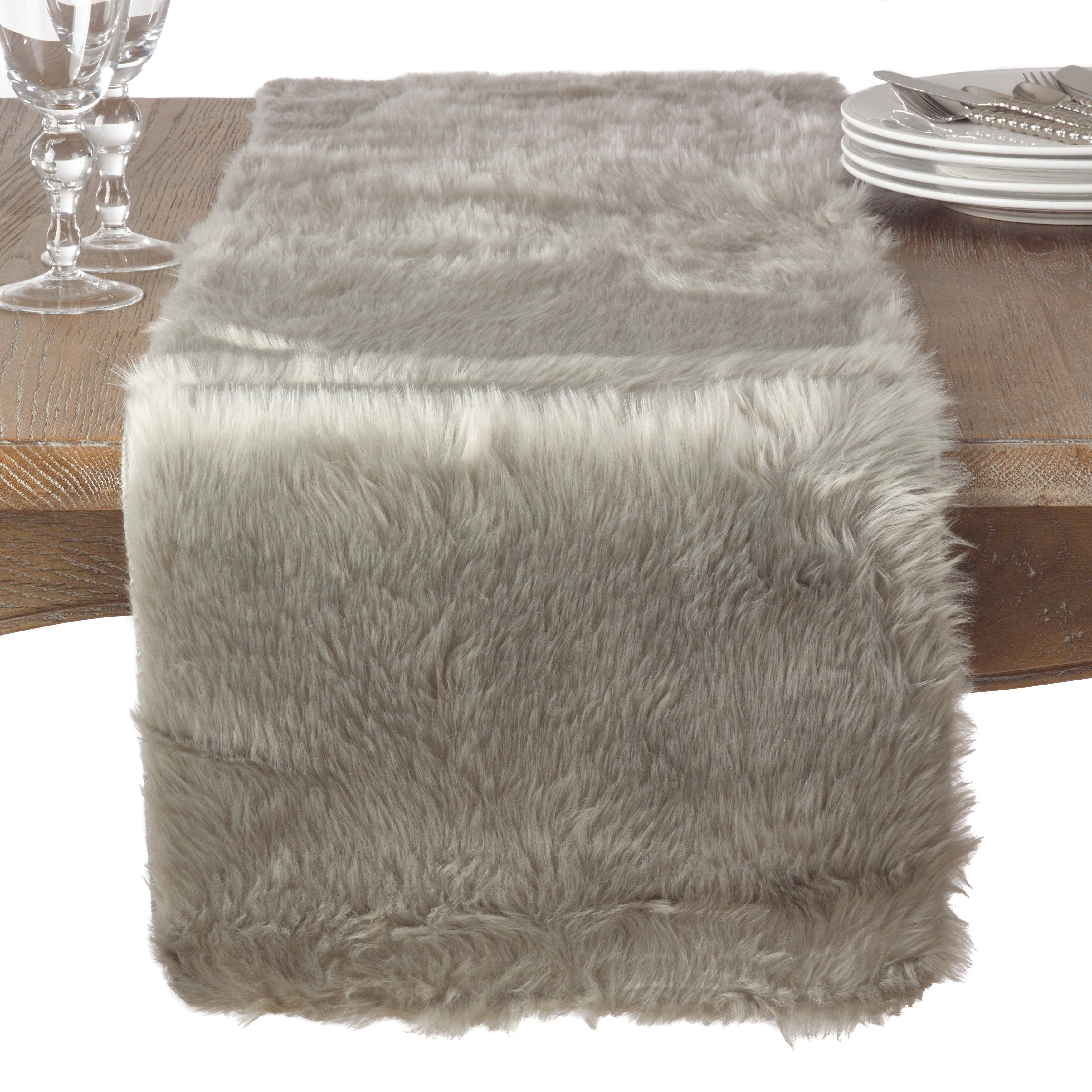 Saro Lifestyle Juneau Collection Faux Fur Table Runner Com