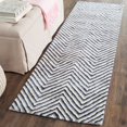 thumbnail image 3 of SAFAVIEH Soho Calleigh Chevron Wool Area Rug, Ivory/Grey, 5' x 8', 3 of 5