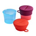 thumbnail image 2 of Tapa para tazas de aperitivos Boon SNUG rosa con 2 recipientes apilables, 2 of 5