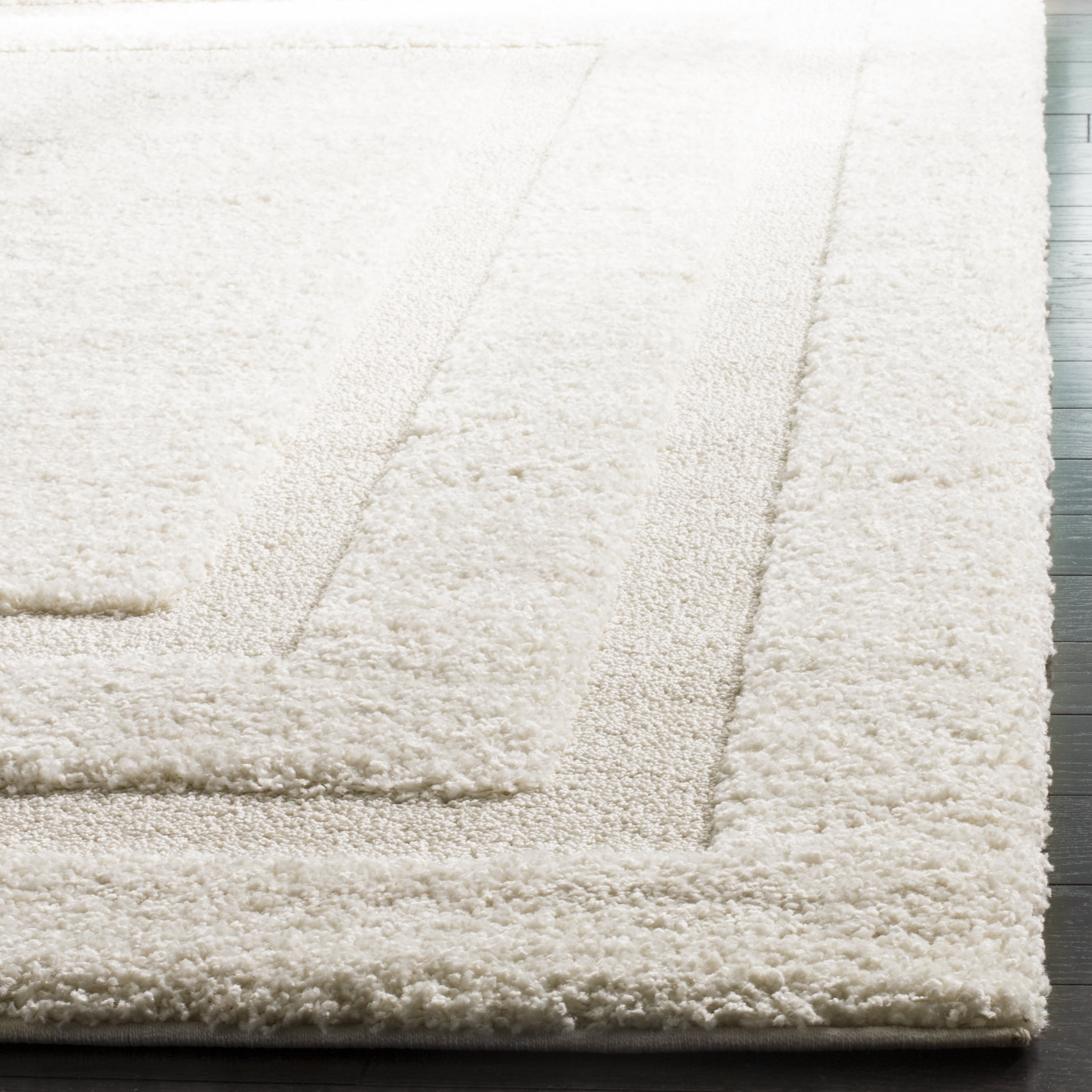 SAFAVIEH Florida Mason Bordered Shag Area Rug, Cream, 8' x 10'