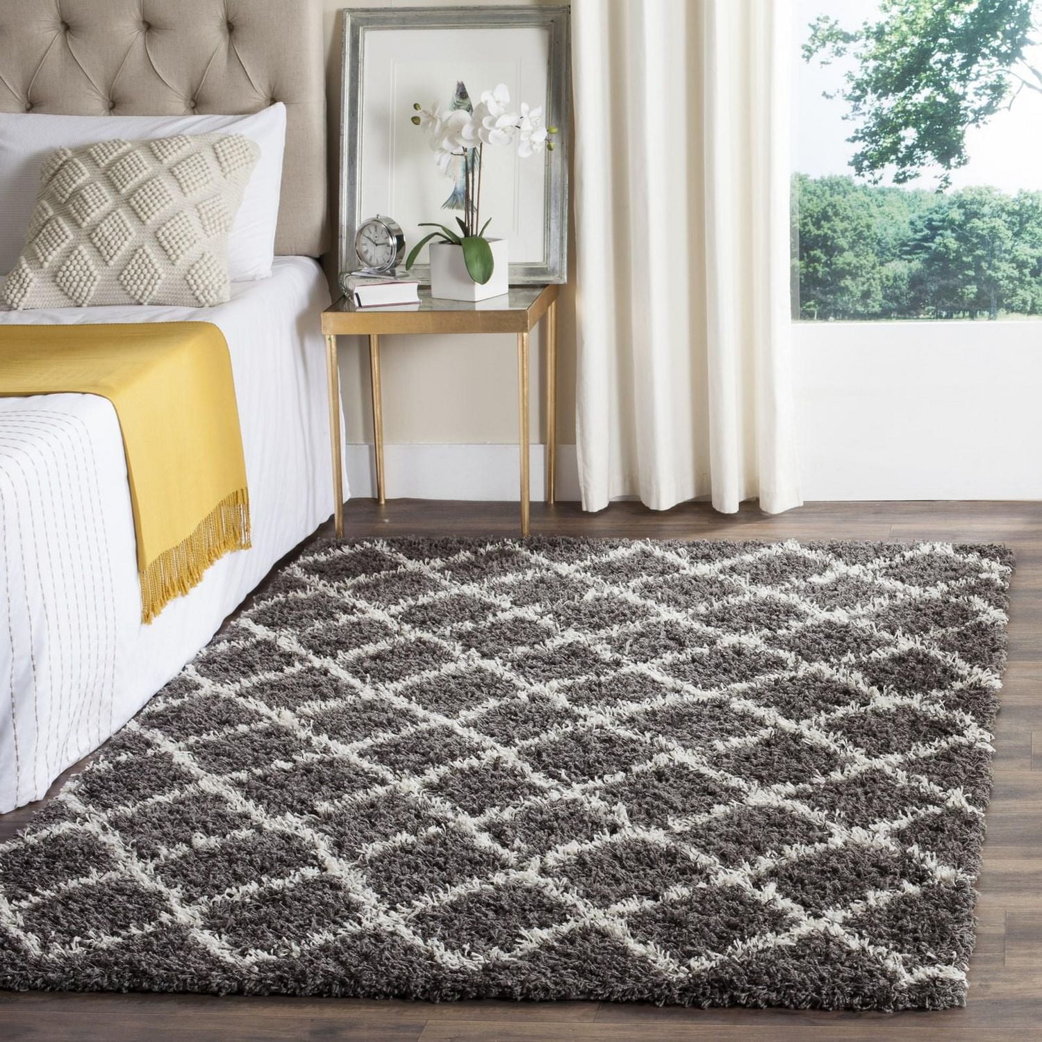 Safavieh Dallas Jerrie Geometric Shag Area Rug