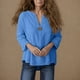 thumbnail image 4 of Vestidos Casuales Para Mujer, Blusas De Mujer De Moda Blusa informal de verano con botones, escote en V y mangas 3/4 para mujer, 4 of 9