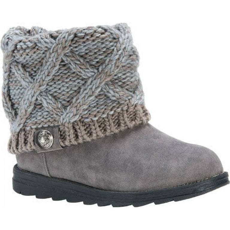 Mukluks women's Patti sweater knit cuff ankle boots, 9