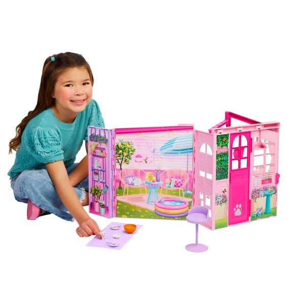 Barbie Weekend Escape House, Dollhouse Playset with 10 Accessories, 4 Play Areas & Kitten