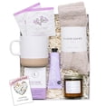 thumbnail image 1 of Set de regalo para spa Unboxme Lavender con vela, bomba de baño y jabón, 1 of 6