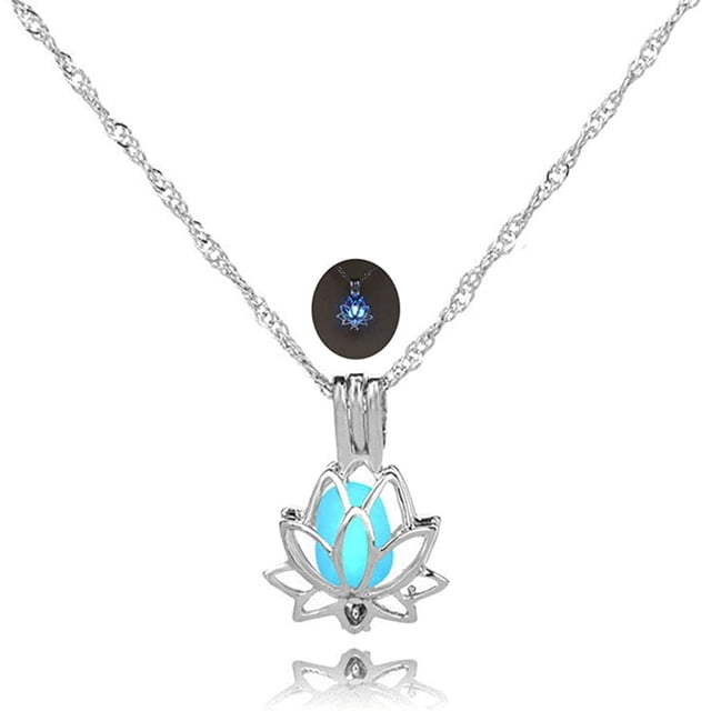 Collier Pendentif Lotus Lumineux Collier Pendentif Ajouré