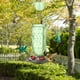 thumbnail image 4 of Comedero de vidrio para colibríes, colgante para exteriores, con foso para hormigas y 6 puertos de alimentación. Alimentador de néctar para decoración de jardín., 4 of 7