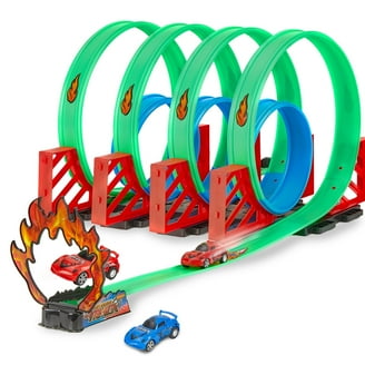 Disney / Pixar Cars Cars 2 Photo Finish Raceway Diecast Car