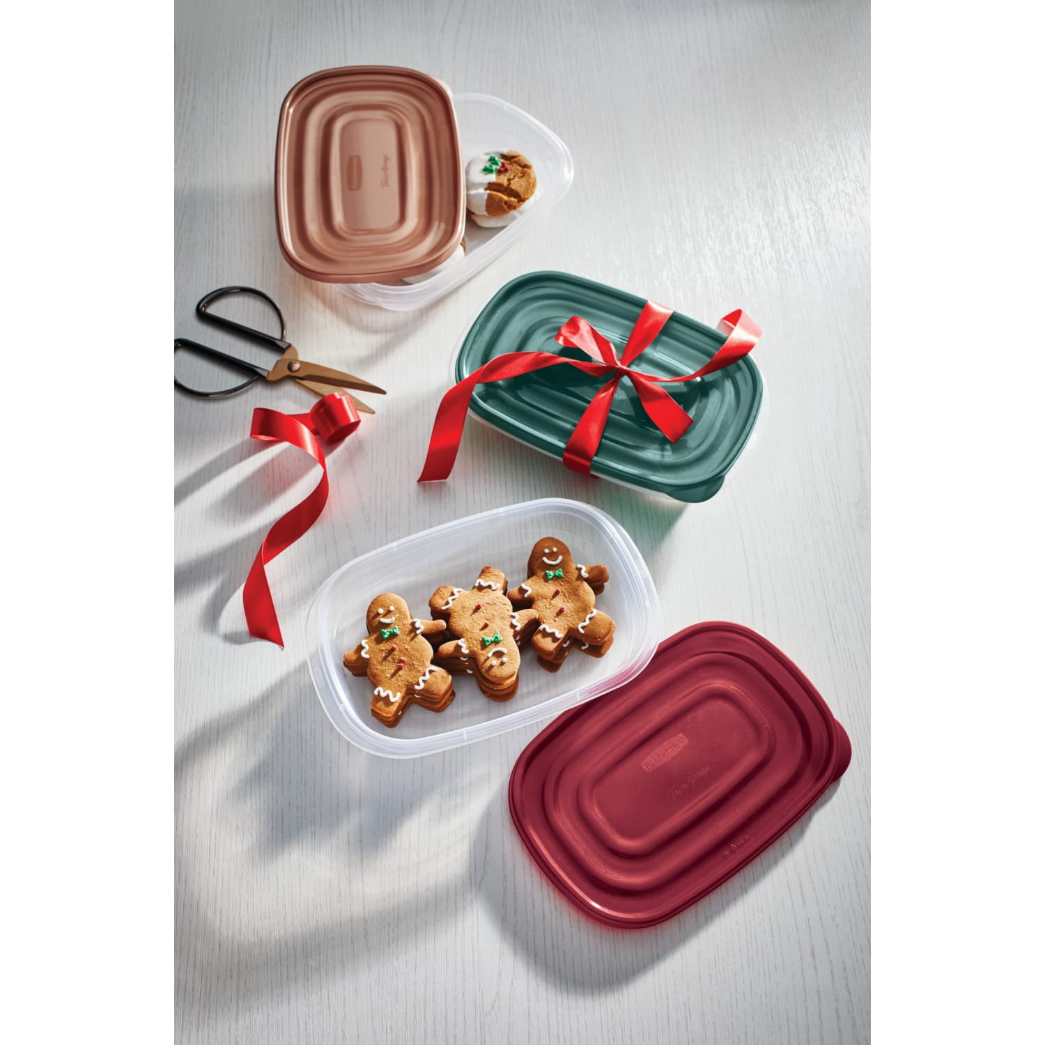 Rubbermaid TakeAlongs Food Storage Containers, 11.7-Cup Square, Holiday Toffee Nut Gold, 2-Pack