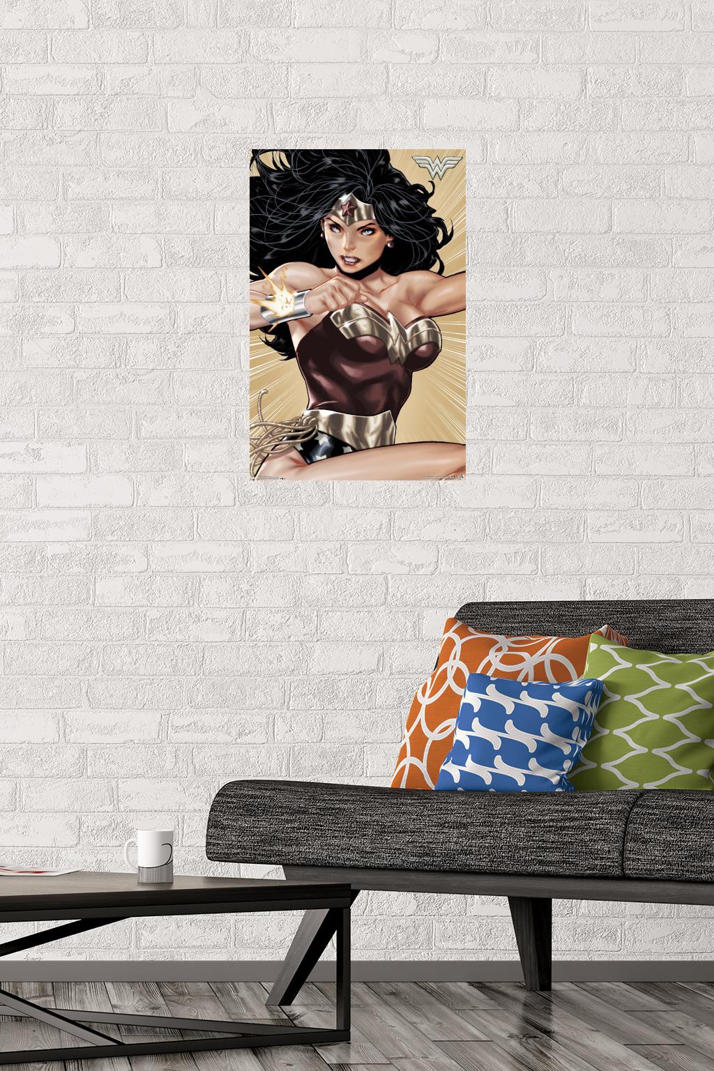 DC Comics - Wonder Woman - Hyper Wall Poster, 14.725" x 22.375"