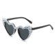 thumbnail image 2 of Marco grande corazón torcido gafas de sol de perlas europeas y americanas corazón de melocotón amor gafas de sol de mujer protección UV, 2 of 3