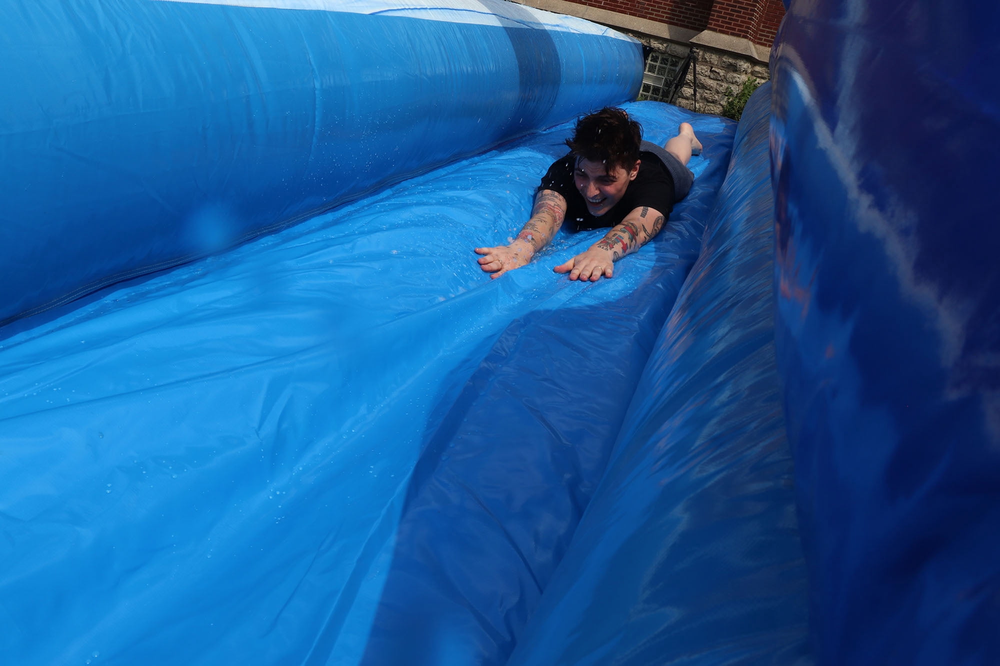 TentandTable Commercial Inflatable Splash and Ride Waterslide, Blue Marble Dual Lane with Blower, 35'