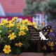 thumbnail image 4 of Estaca de jardín con forma de ángel y perro en forma de mariposa, placa conmemorativa para cementerio, estaca de acrílico para tumba, estaca de jardín impermeable para condolencias, estaca para, 4 of 8