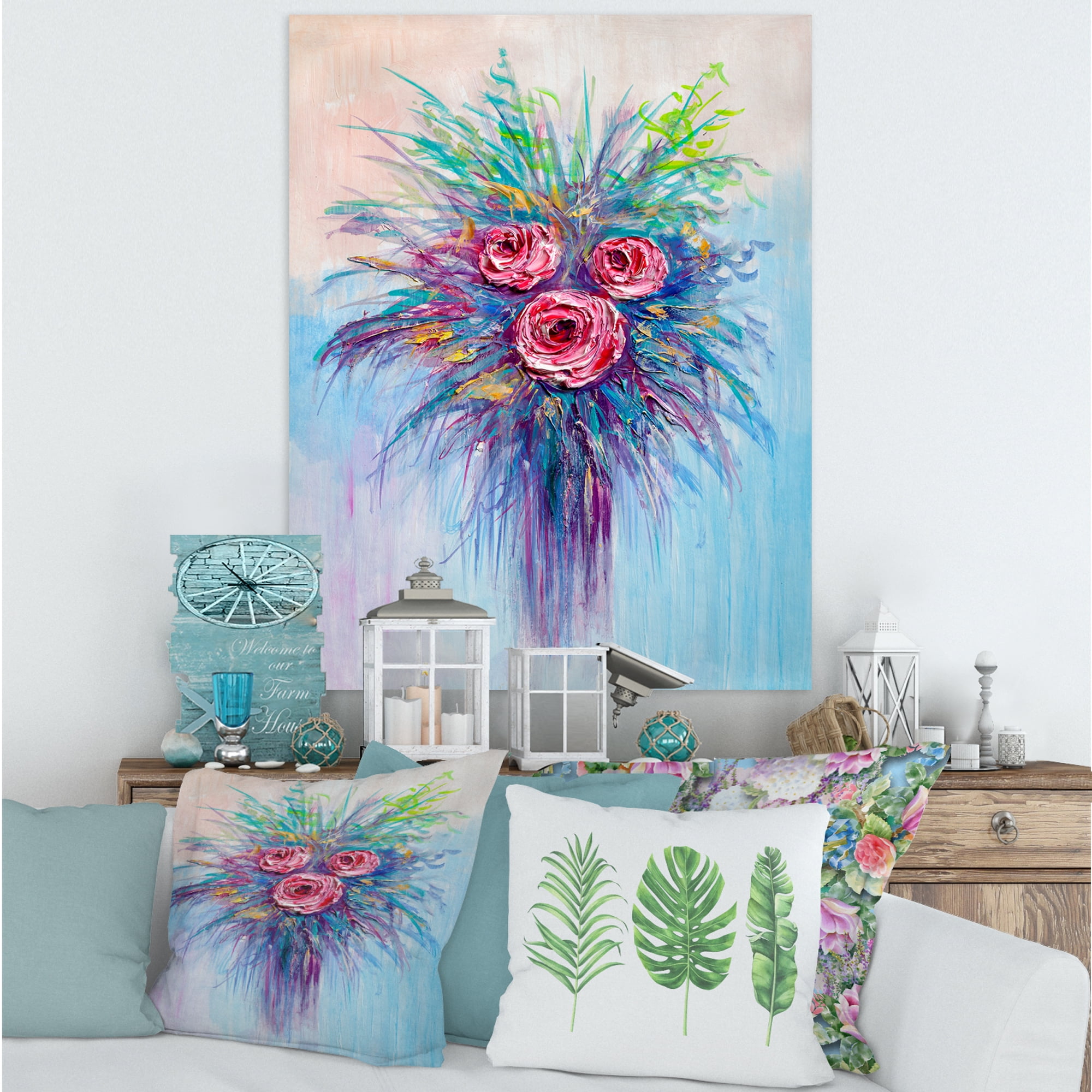 Designart ' Bouquet Of Red Roses In A Vase On Blue ' Traditional Canvas Wall Art Print