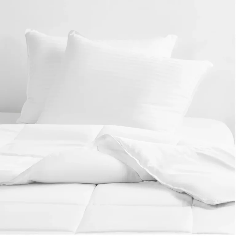 Beckham Hotel Collection King Size Cotton Pillows, Cooling Down