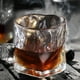 thumbnail image 4 of Vaso grande de vidrio retorcido de 250 ml, vaso de cerveza único para usar en bares domésticos, recipiente multiusos para agua, jugos y cócteles, disponible en opciones transparentes y de colores., 4 of 6