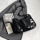 thumbnail image 4 of Bolso Hombro Mujer Correa Ajustable Hobo Cuero PU para Viajes (), 4 of 8