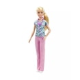 thumbnail image 1 of Muñeca de moda Barbie maquilladora con accesorios (enfermera rubia), 1 of 4