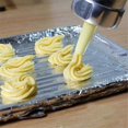 thumbnail image 2 of Juego de moldes para galletas de aleación de aluminio para el hogar, máquina multifuncional para decorar galletas, pistola para decorar DIY, 2 of 5