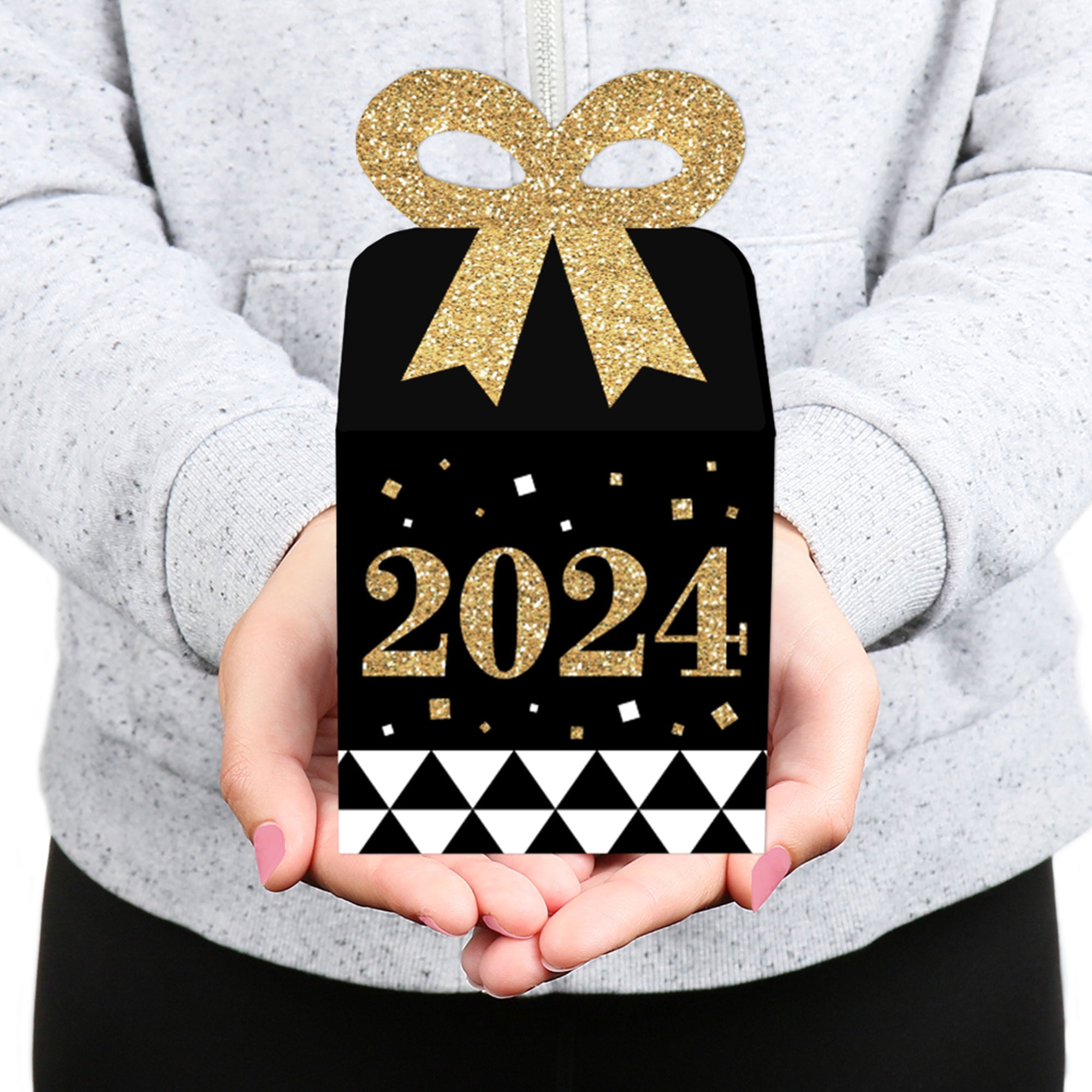 Gift Bows - 60+ Gift Ideas for 2024