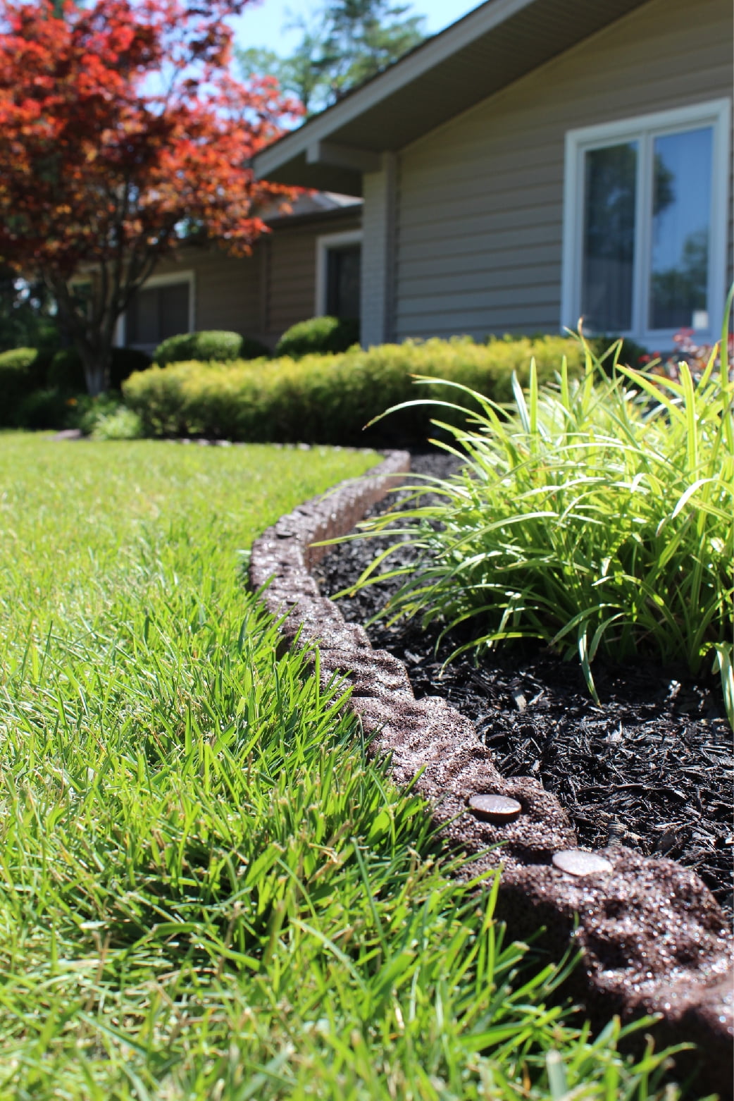 Rubberific Landscape Edging, 4' Brown Cobblestone Rubber Flower Garden Edging Border (4 Pack)