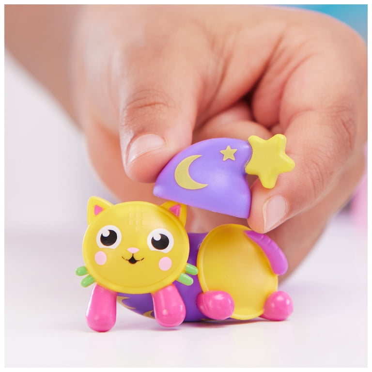 Gabby's Dollhouse Paw-tastic Pajama Party Figures Playset, Pandy