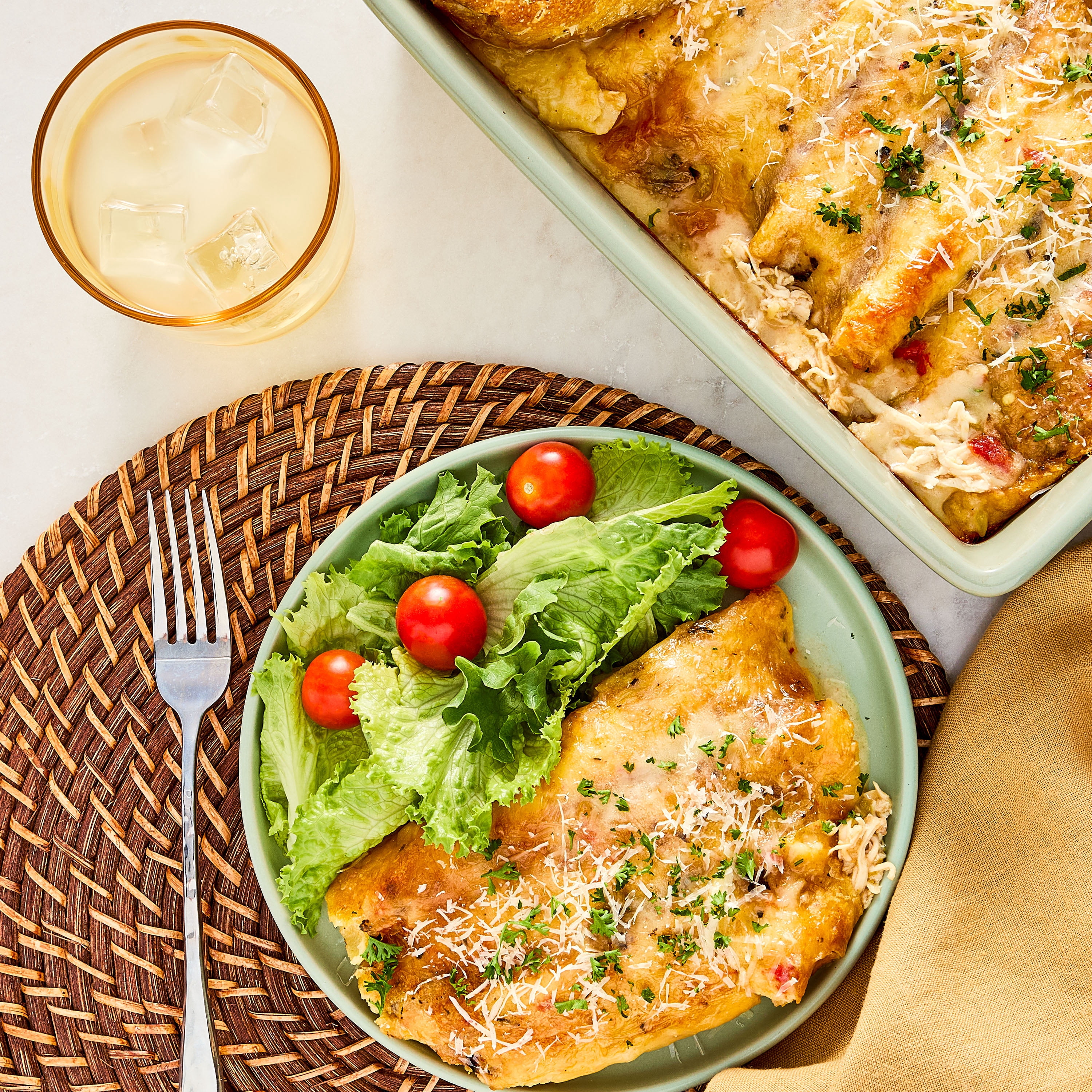 Marketside Fresh Never Frozen Prepared Meal Ready to Bake Chicken Enchiladas, 32 oz