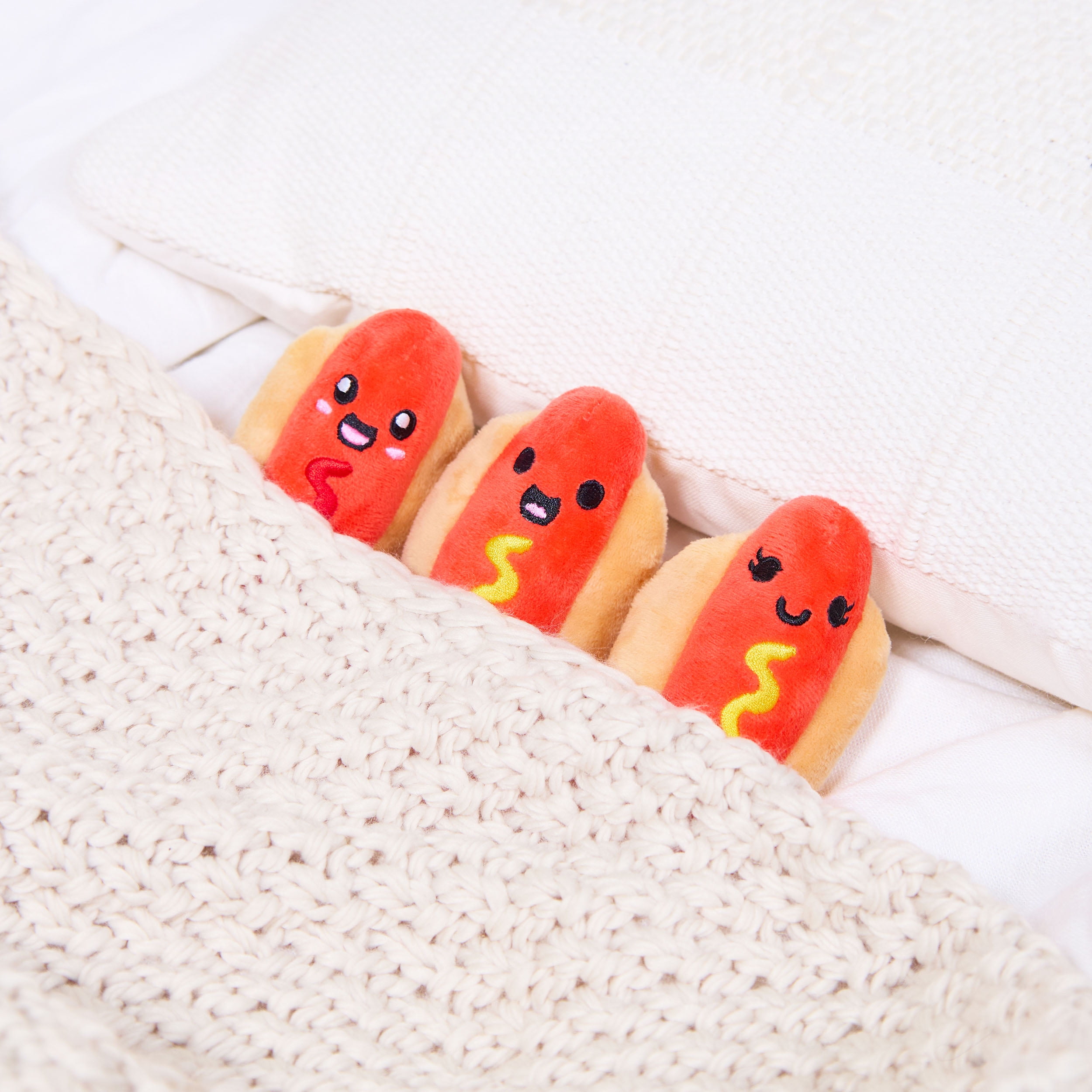 Emotional Support Pals Hot Dogs, 5 Food Plush Toys with Carrying Basket, Summer Gifts