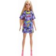 thumbnail image 4 of Muñeca Barbie Mattel con Set de Ropa y Accesorios para Fiesta, 4 of 6