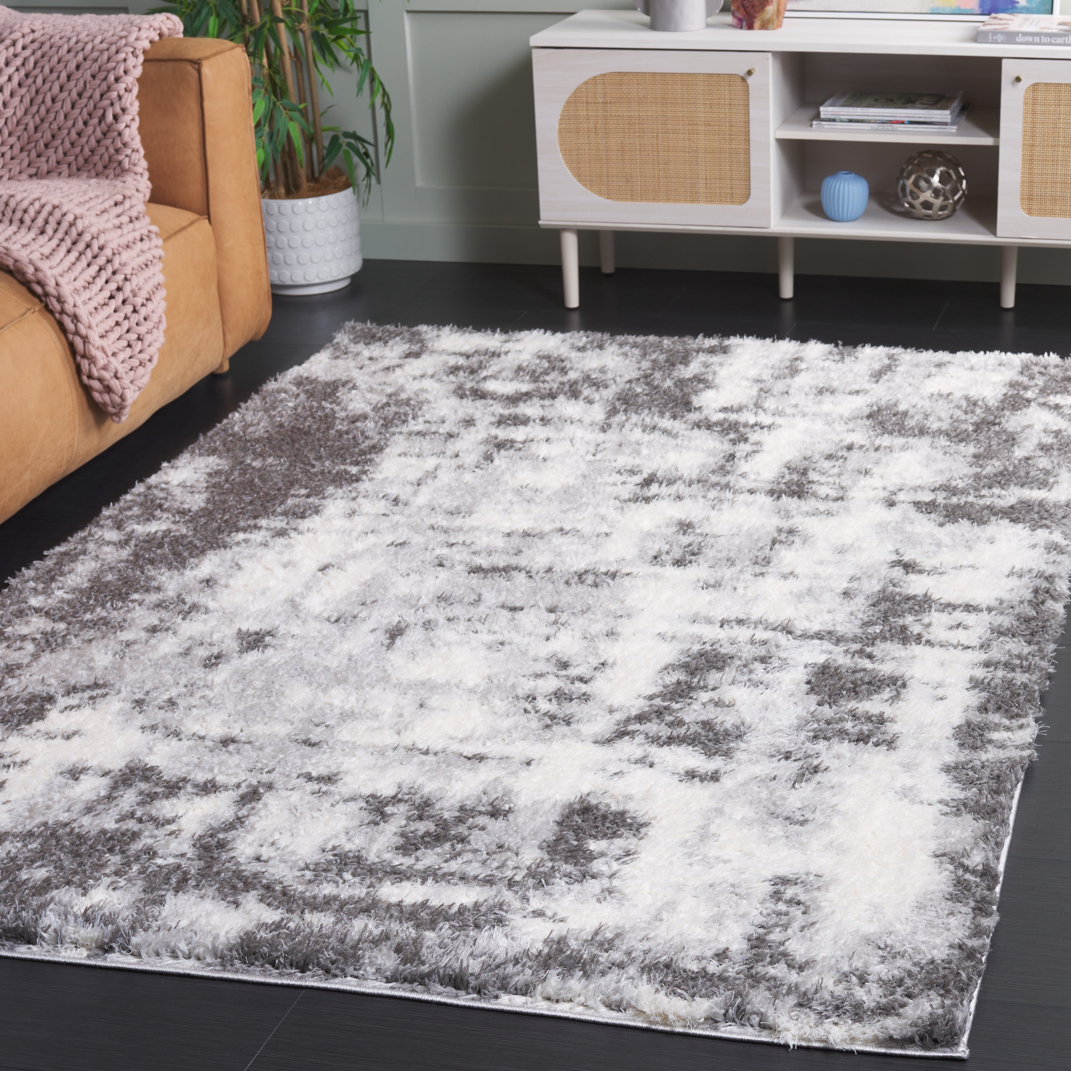 Safavieh Lindsay Rozanne Distressed Polyester Shag Area Rug, Dark Gray/Gray, 4' x 6'
